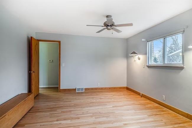 115 Gralake Ave - Photo 3 of 30