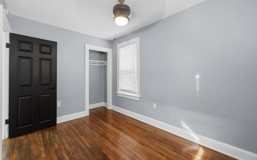 1230 Gilbert St - Photo 3 of 16