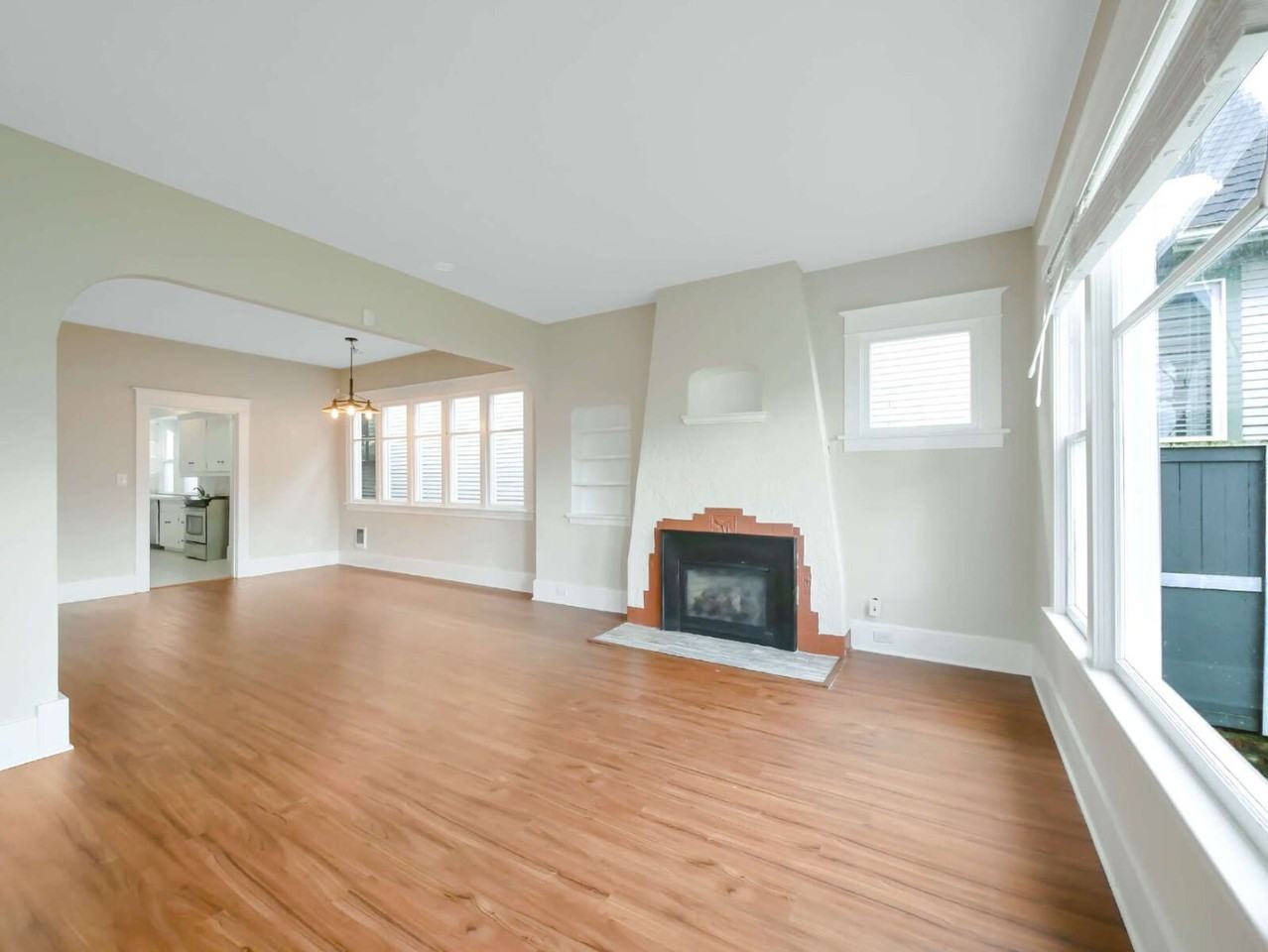 3615 Colby Ave - Photo 3 of 17