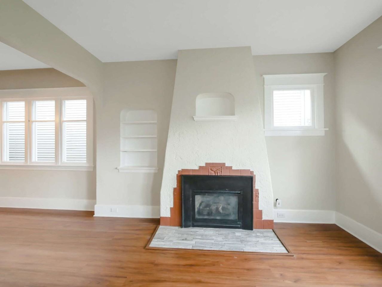 3615 Colby Ave - Photo 5 of 17