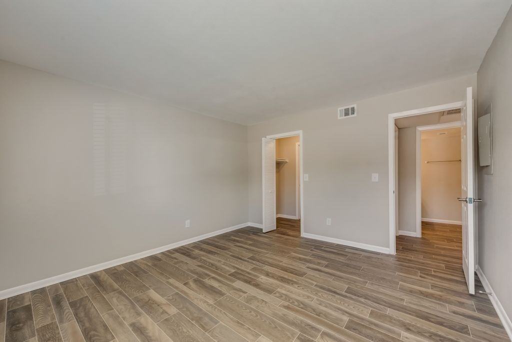 Willow Park - Photo 7 of 19