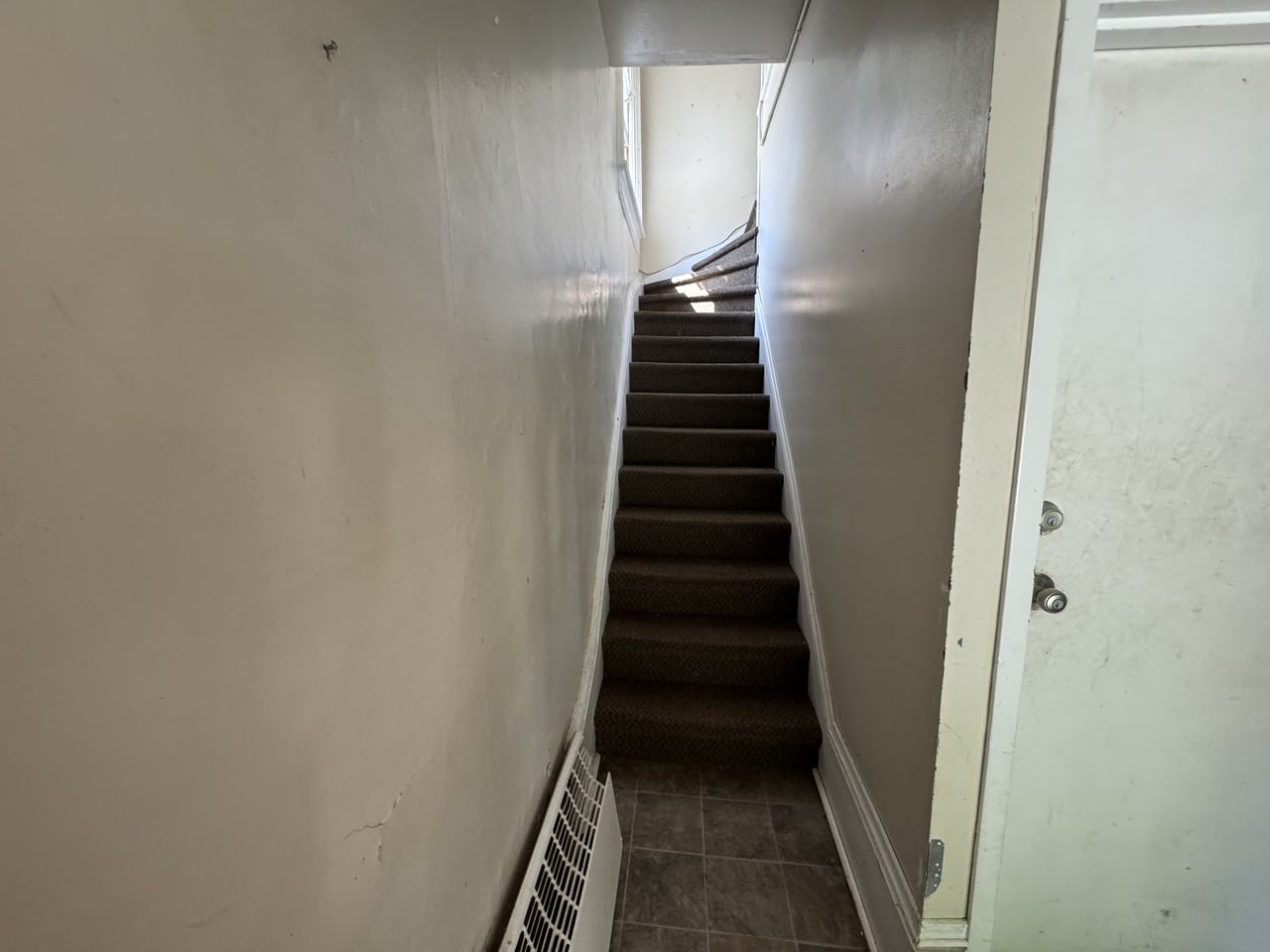 4 Peel St #2 - Photo 2 of 12