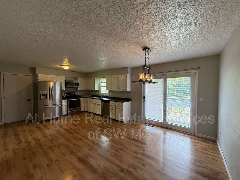 6124 S Farm Road - Photo 5 of 10