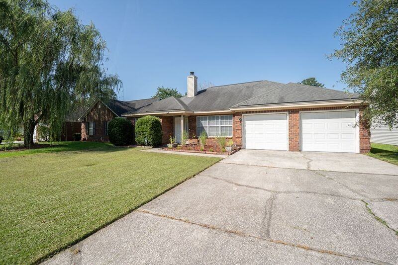 141 Dukes Way - Photo 4 of 35
