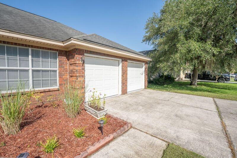 141 Dukes Way - Photo 7 of 35