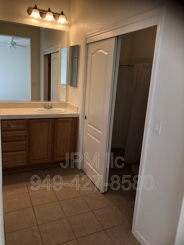 470 Shire Ct - Photo 4 of 12
