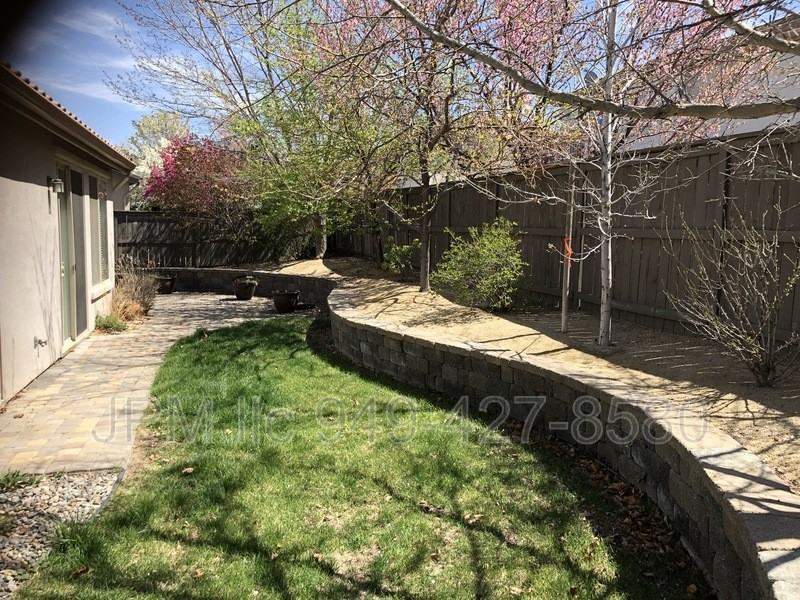 470 Shire Ct - Photo 5 of 12