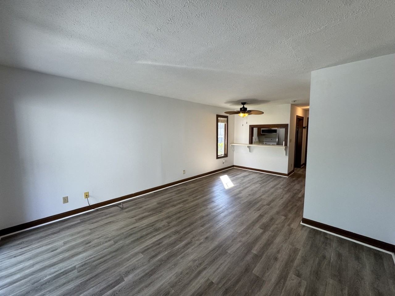404 71st Ave N #707 - Photo 7 of 17