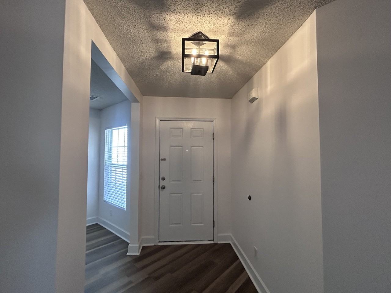 218 Bellegrove Dr - Photo 3 of 26