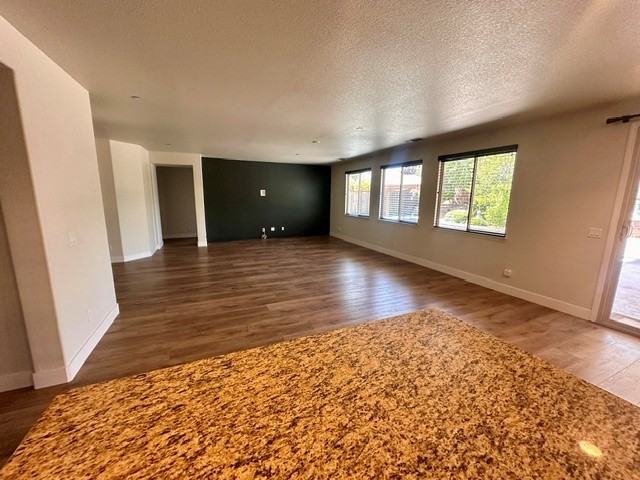 12425 Kibbie Lake Way - Photo 7 of 23