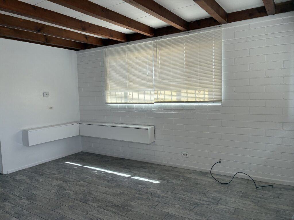 456-460 Valverde Dr Se - Photo 4 of 18