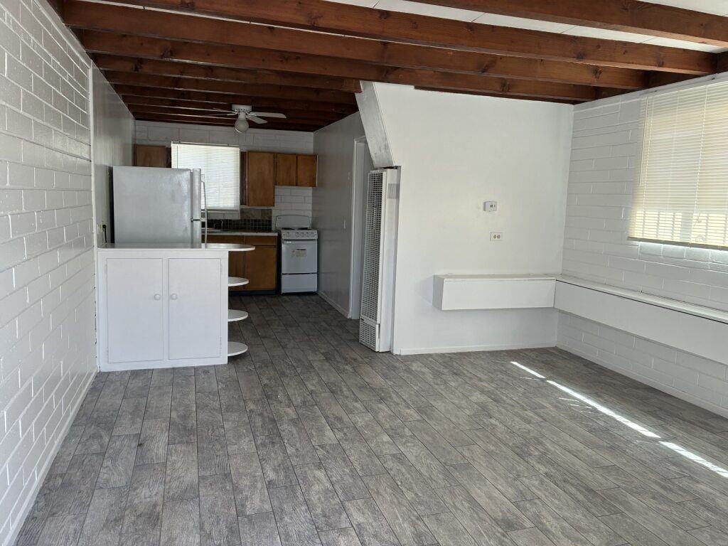 456-460 Valverde Dr Se - Photo 5 of 18