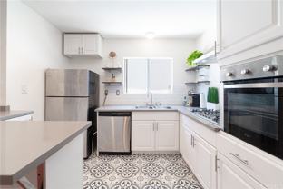 7000 S La Cienega Blvd - Photo 1 of 1