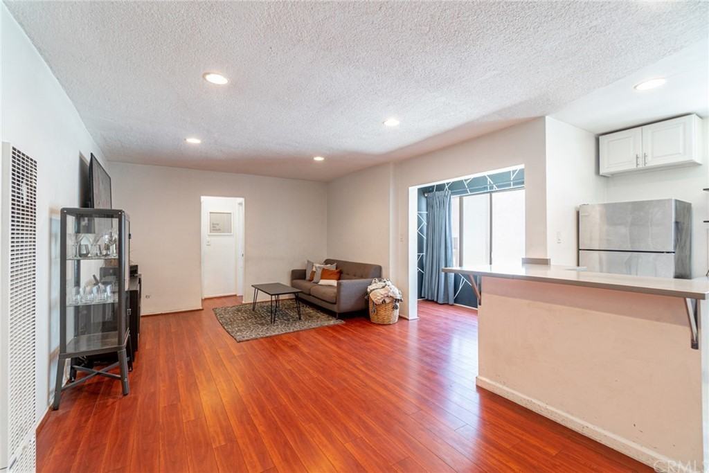 7000 S La Cienega Blvd - Photo 6 of 12