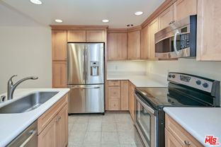 600 W 9th St - Photo 1 of 1