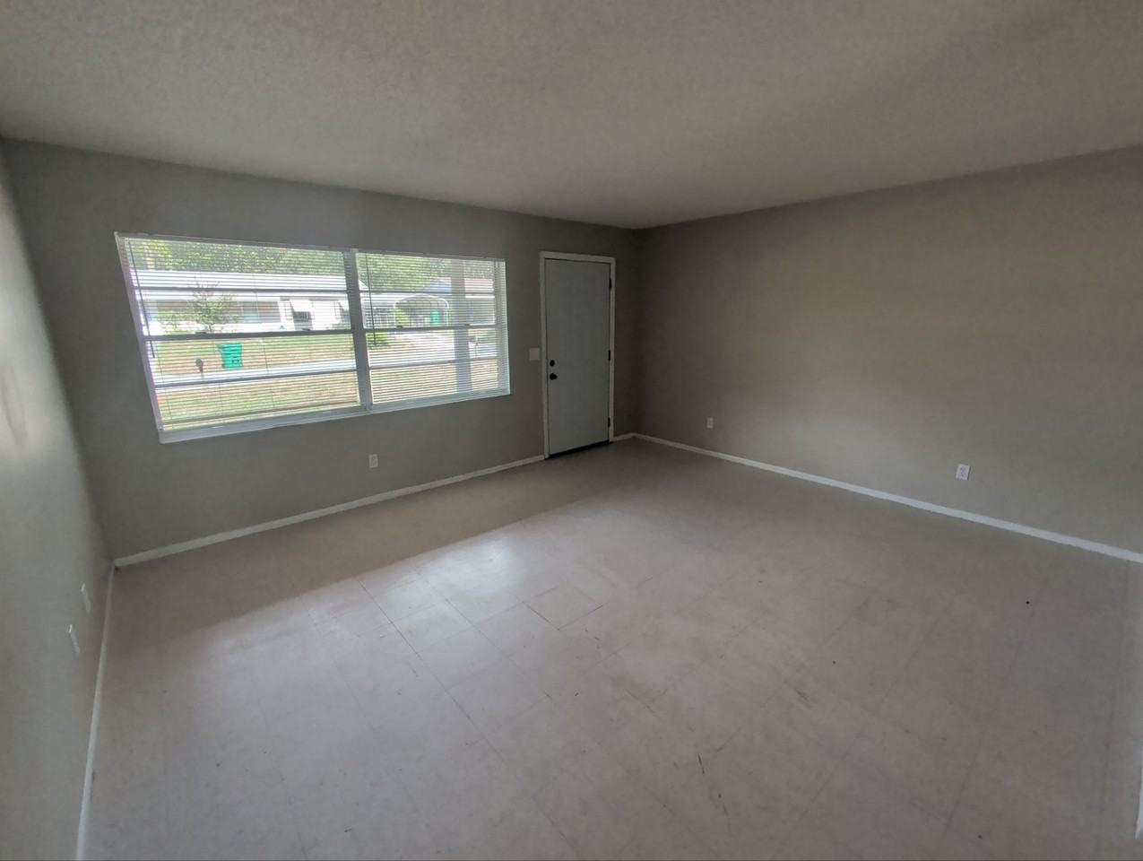 2352 S Sandburg Pt - Photo 4 of 11