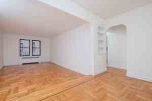 featured image of 2685 Creston Ave #2B