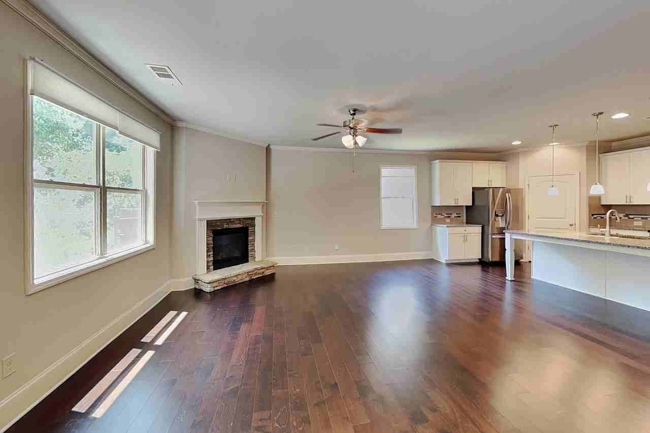 2099 Apple Orchard Way - Photo 2 of 17
