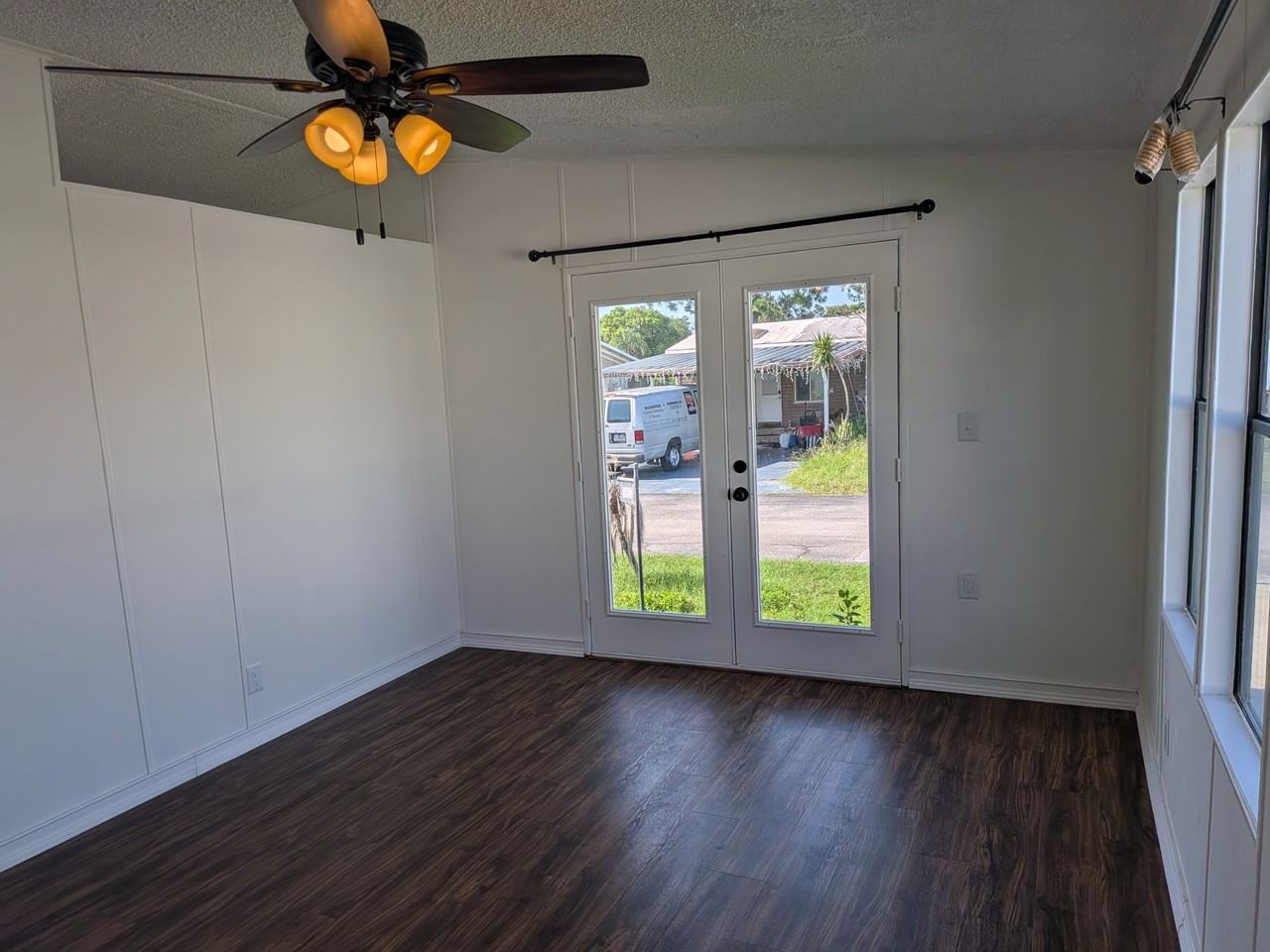 36037 Coleus Ave - Photo 2 of 21