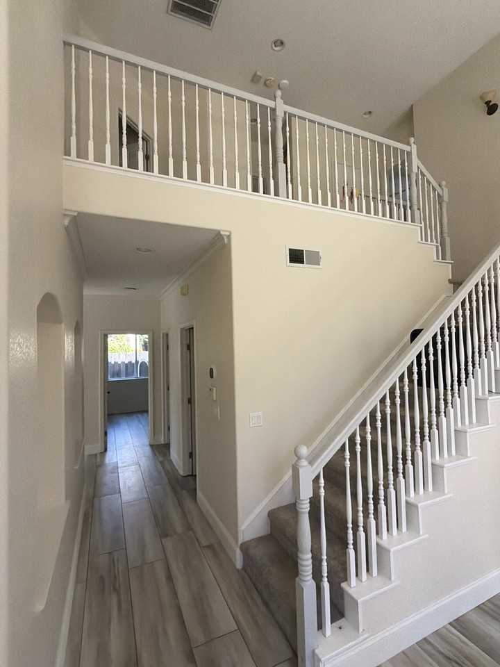 3204 Camelot Dr #1 - Photo 3 of 7