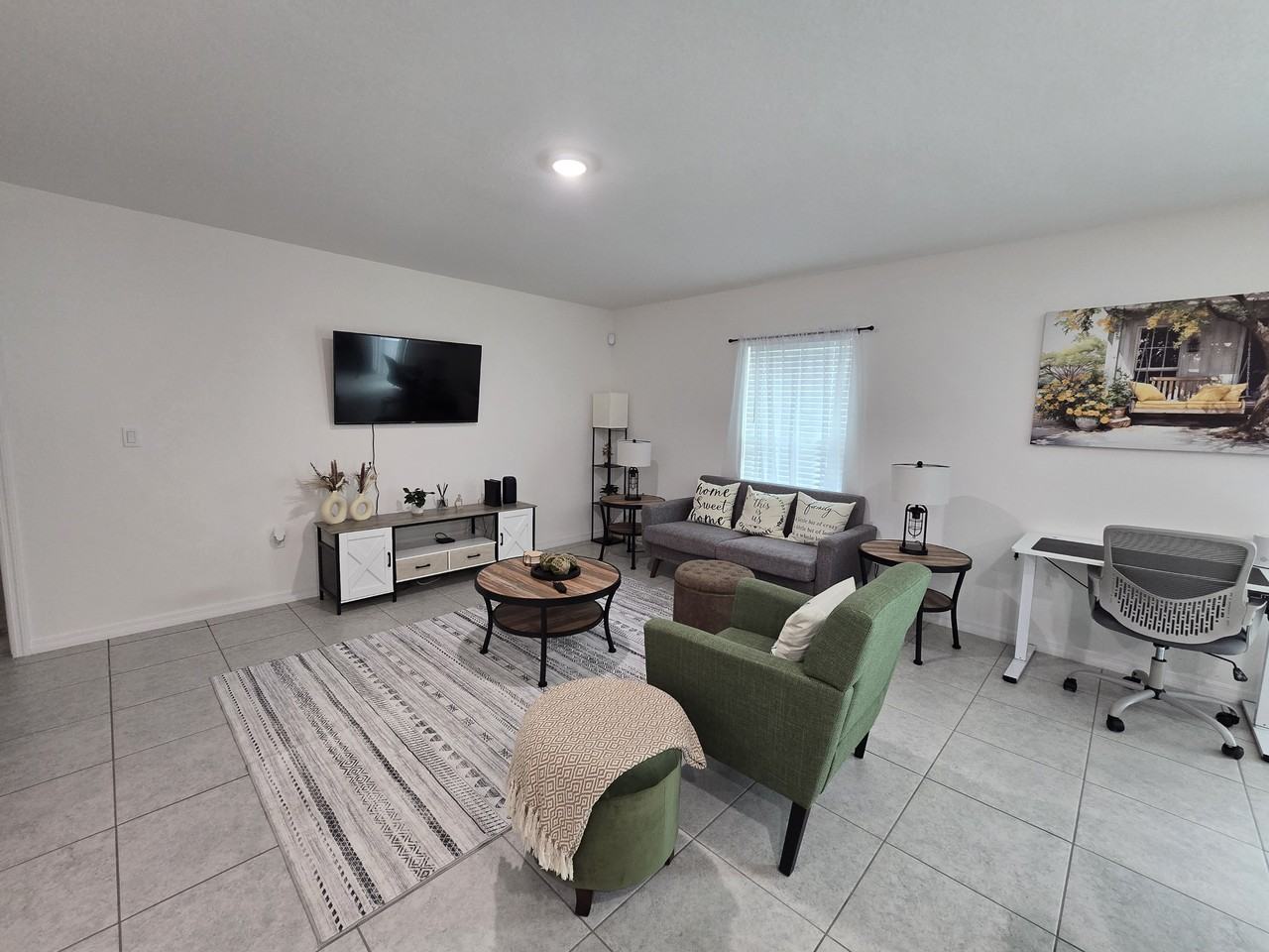 15271 Green Jay Rd - Photo 4 of 25