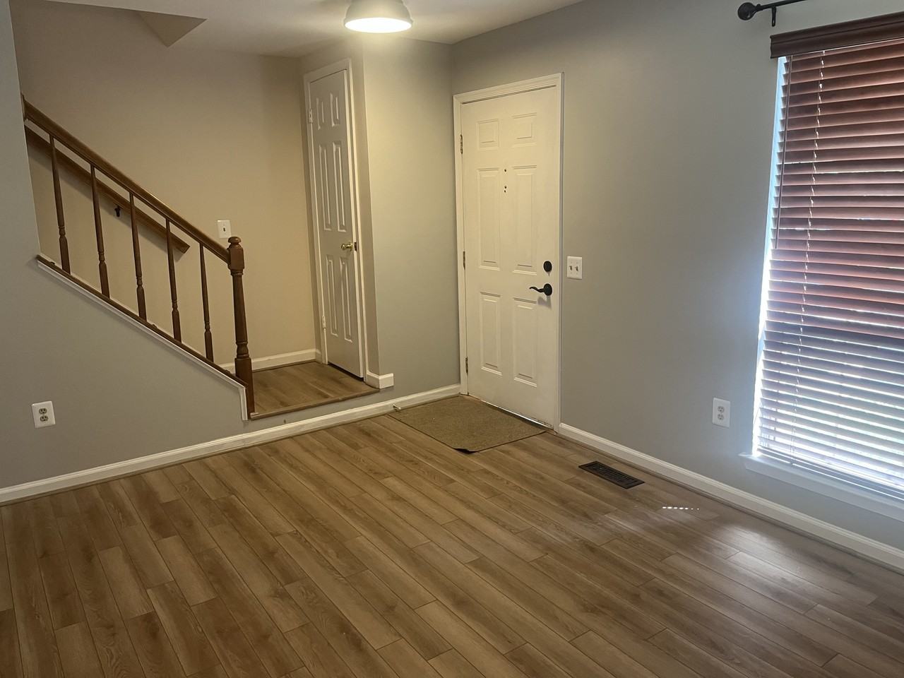 838 Smartts Ln Ne #NA - Photo 4 of 16