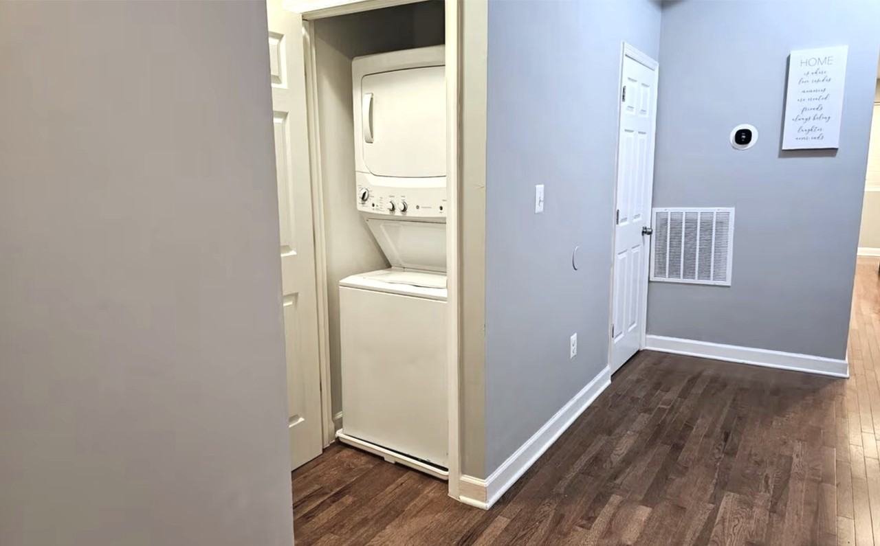 1912 W Baltimore St #2 - Photo 4 of 20