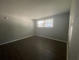 1728 Chester Rd Apartments - Photo 1 of 1