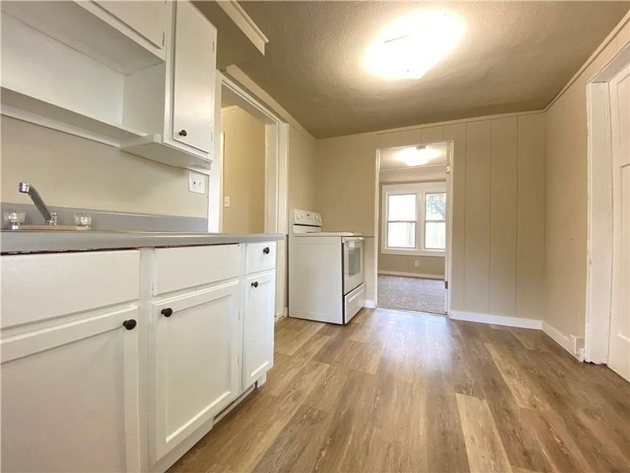 3125 State Ave - Photo 3 of 21