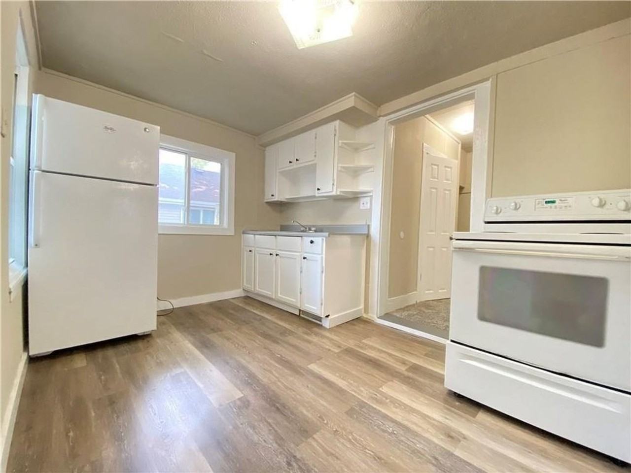 3125 State Ave - Photo 4 of 21