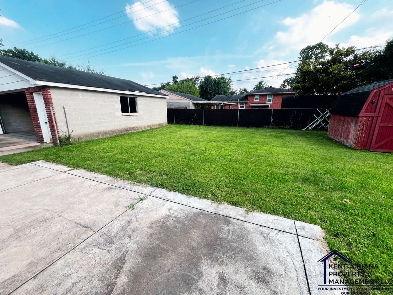 9400 Habersham Dr - Photo 4 of 16