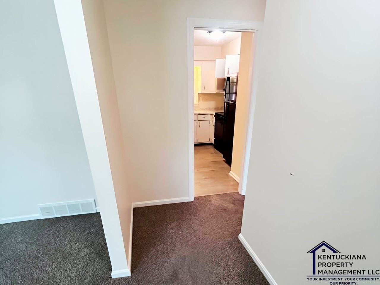 9400 Habersham Dr - Photo 6 of 16