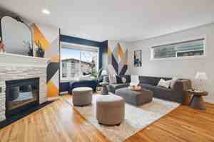 featured image of 926 N 96th St