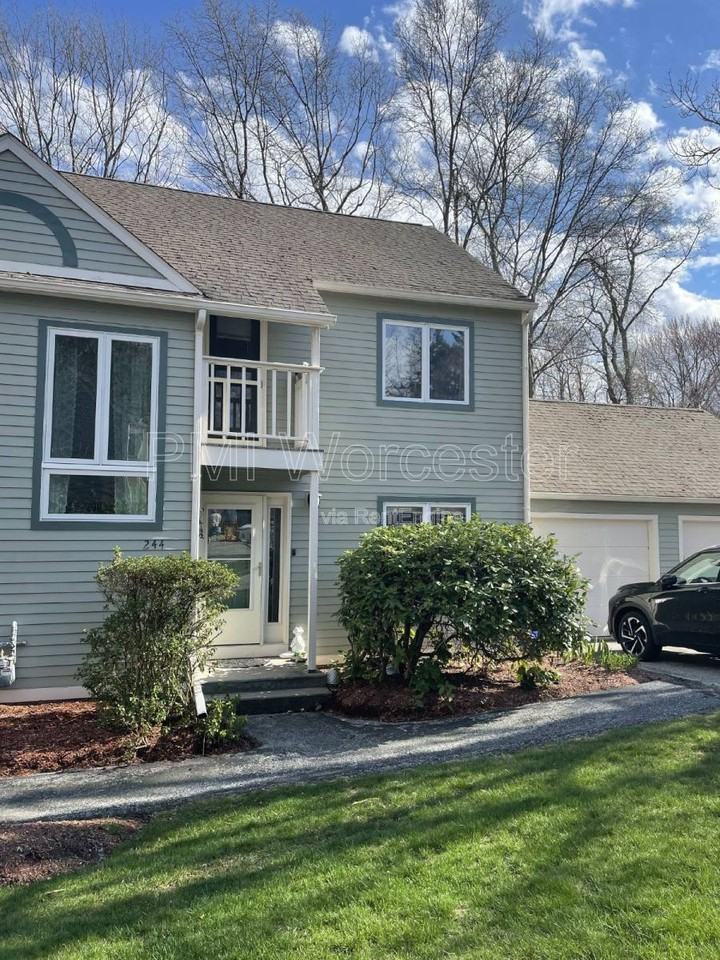 244 Weatherstone Dr - Photo 2 of 10