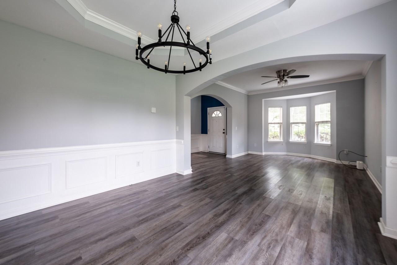 7702 Parkside Dr - Photo 6 of 37