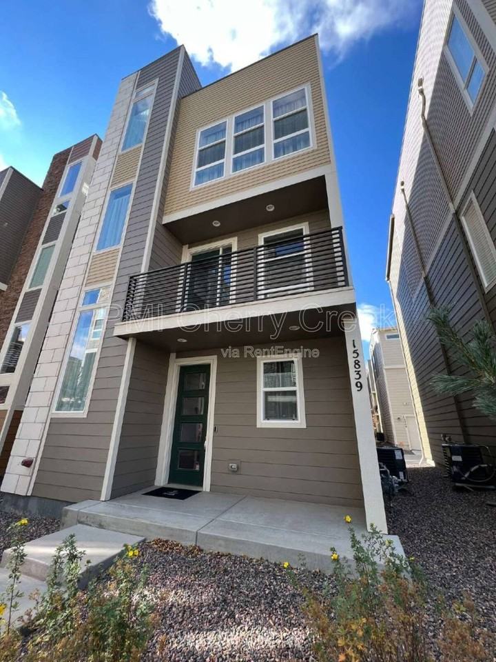 15839 E Broncos Pl - Photo 3 of 10