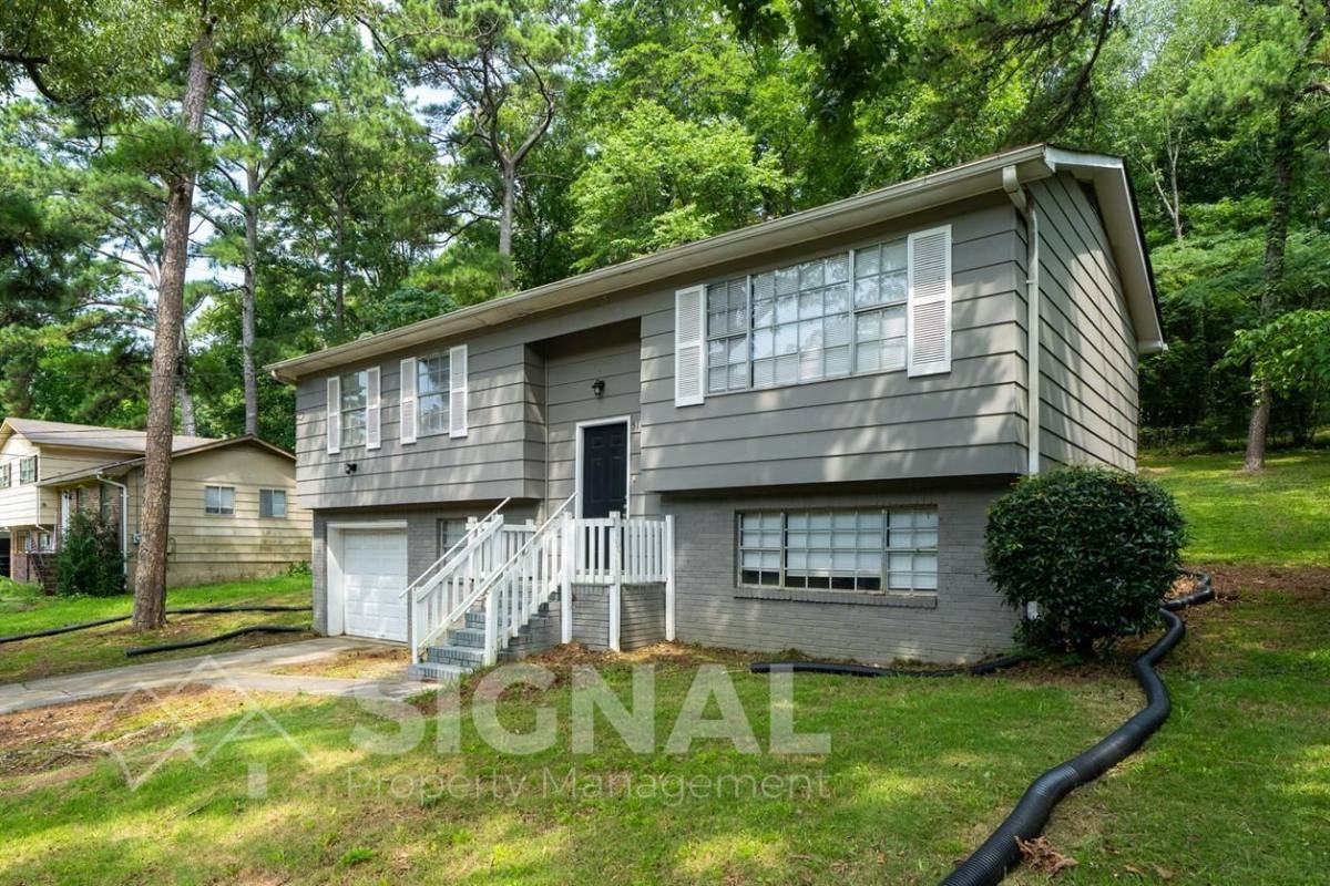 5114 Beacon Dr - Photo 2 of 10