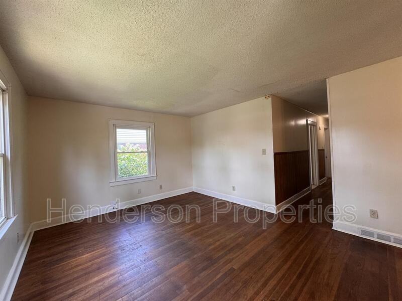634 N Kelly St - Photo 2 of 19