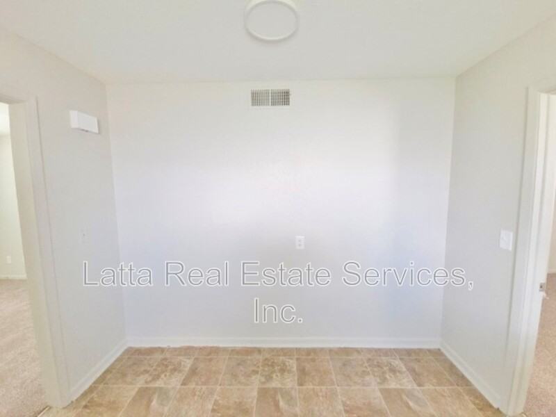 406 W 31st St #102A - Photo 3 of 7