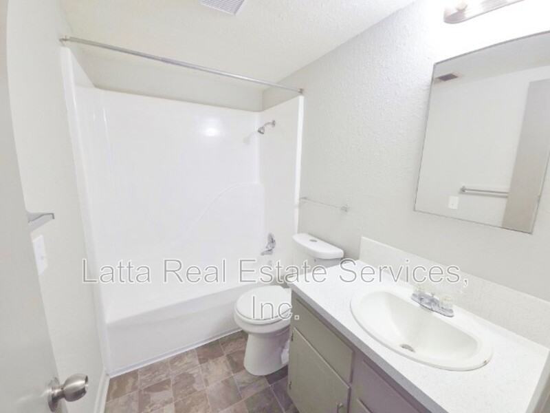 406 W 31st St #102A - Photo 7 of 7