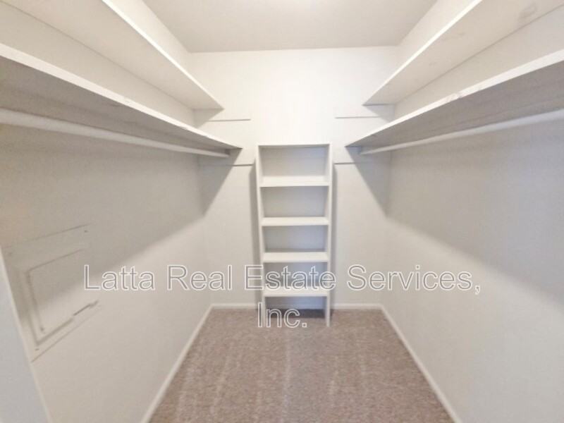 402 W 31st St #101A - Photo 7 of 8
