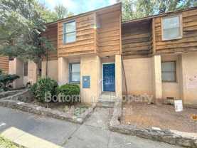 846 W Warren St #A4 - Photo 1 of 1