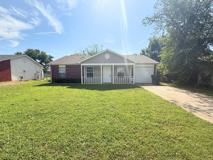 1830 Lexington Rd - Photo 1 of 1