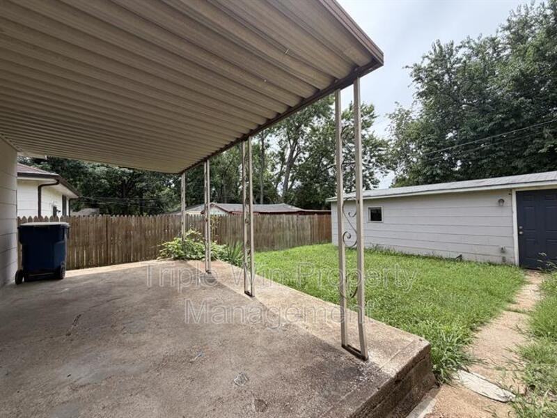 9739 Balboa Dr - Photo 5 of 23