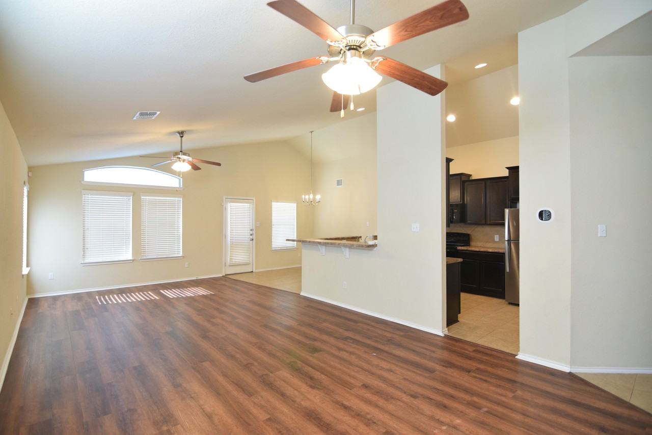 1230 Fawn Lily Dr - Photo 7 of 22