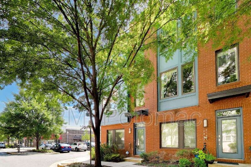 5600 45th Ave - Photo 4 of 41