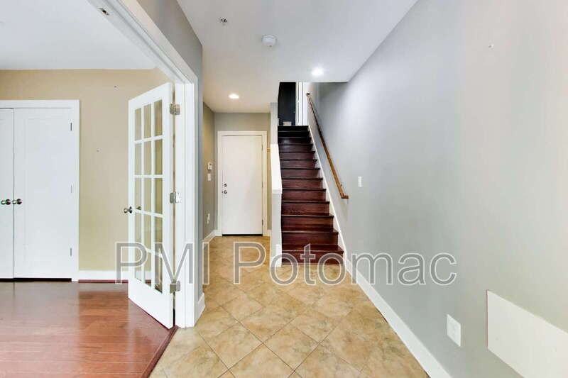 5600 45th Ave - Photo 5 of 41