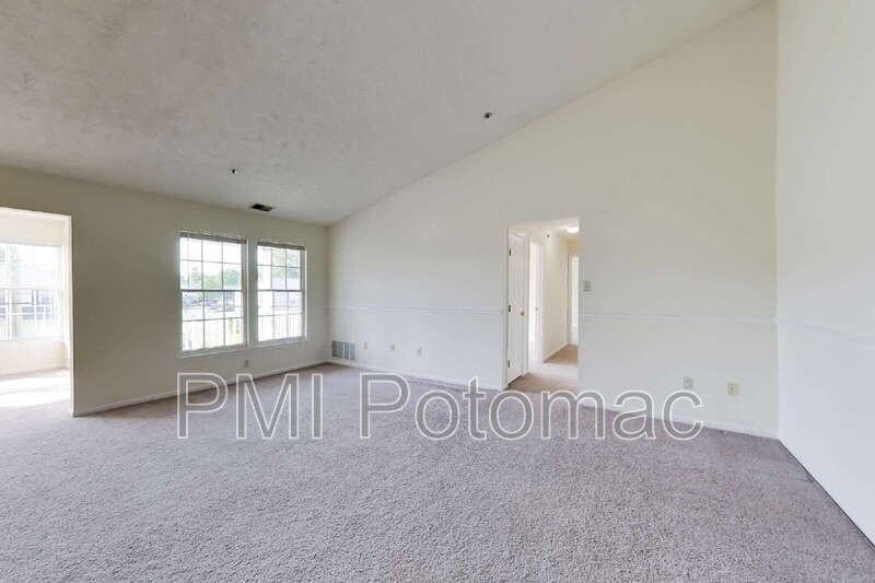 605 Himes Ave #111 - Photo 6 of 28