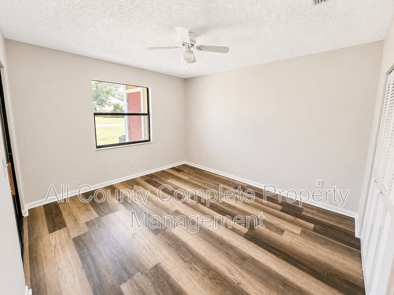 8322 Derbyshire Pl - Photo 7 of 13