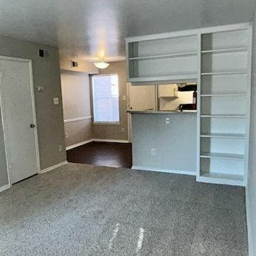 Lafayette Green Apartments - Photo 4 of 19